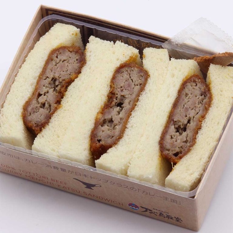 鳥取県産牛100% カレーメンチカツサンドウィッチ_中身